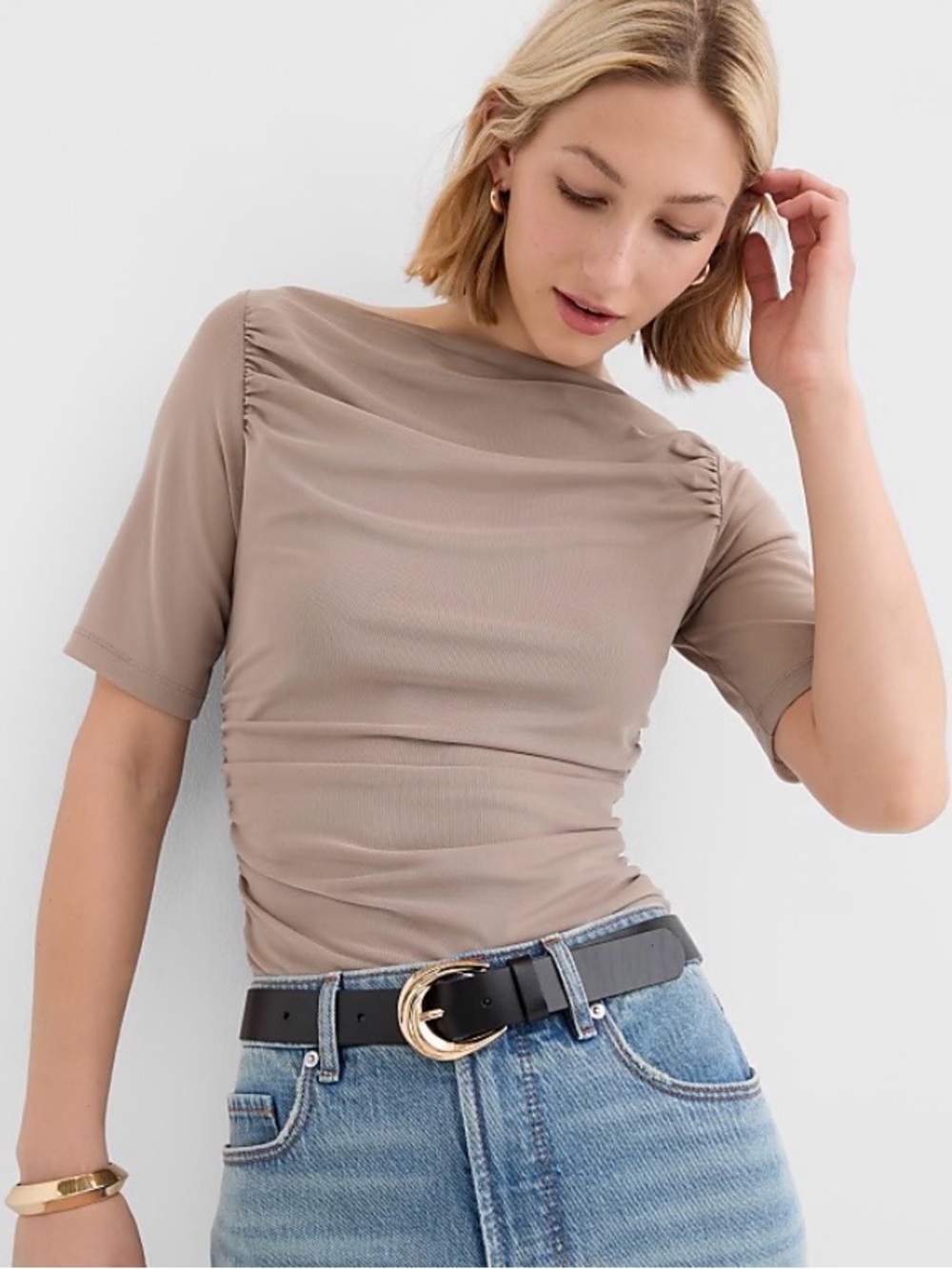 LOFT Taupe Short Sleeve Ruched Tee